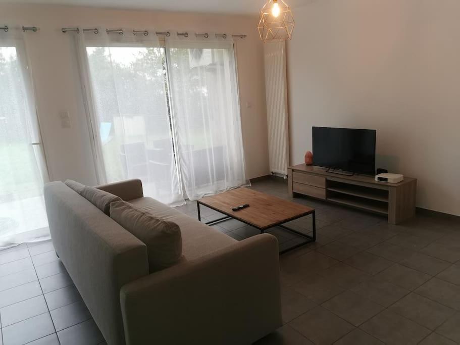 Jolie Maison Entiere Avec 3 Chambres Centre Ville Saint-André-de-Cubzac 外观 照片